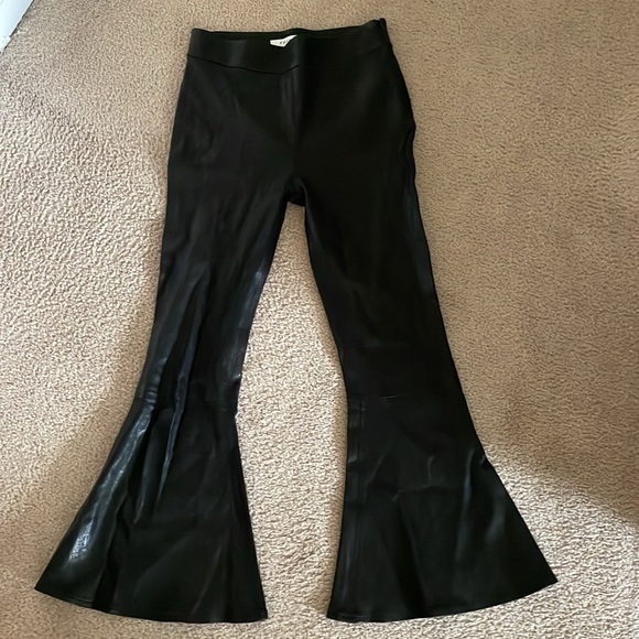 Frame Leather Flounce Hem Pull on flarepants